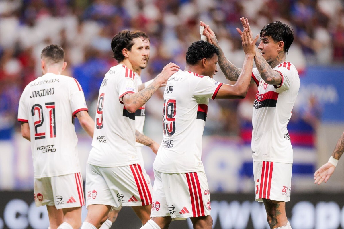 Pesquisa aponta os jogadores mais 'indisciplinados' do Brasileir&atilde;o