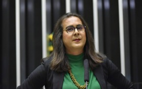 Duda Salabert pede reten&ccedil;&atilde;o de passaporte de Fl&aacute;vio Bolsonaro