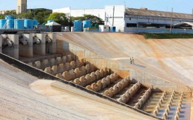 Governo de SP investe R$ 960 milh&otilde;es em piscin&otilde;es para conter enchentes na Grande SP
