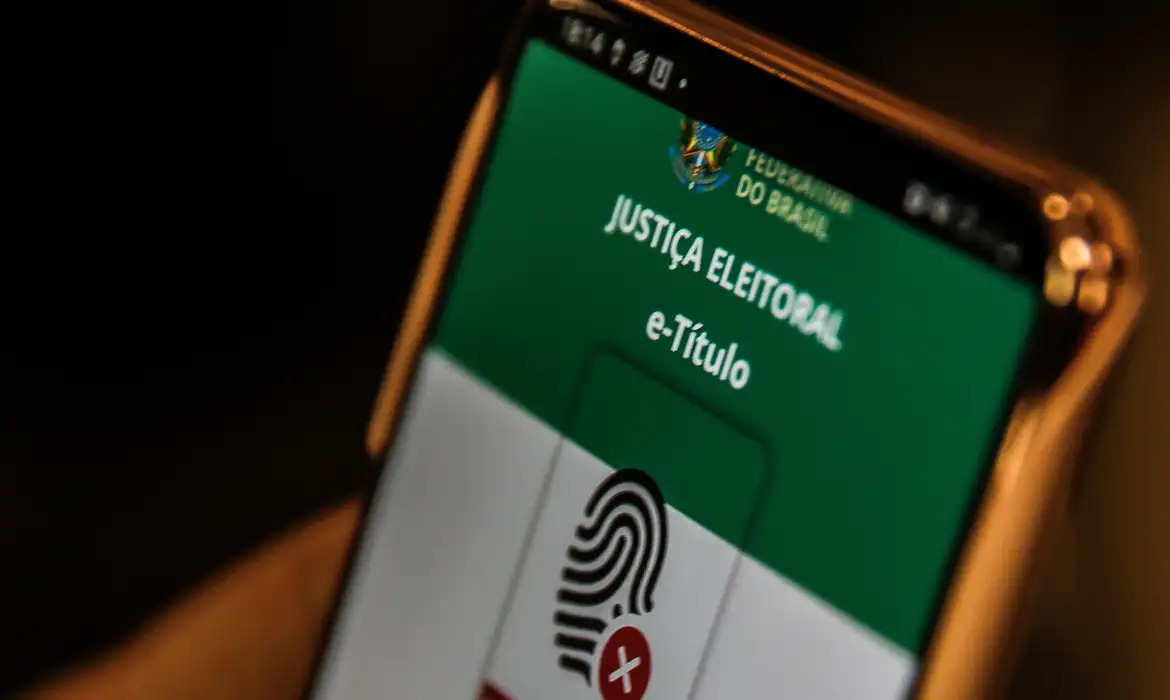 TRE aponta que 389 mil eleitores n&atilde;o votaram no 2&ordm; turno no DF