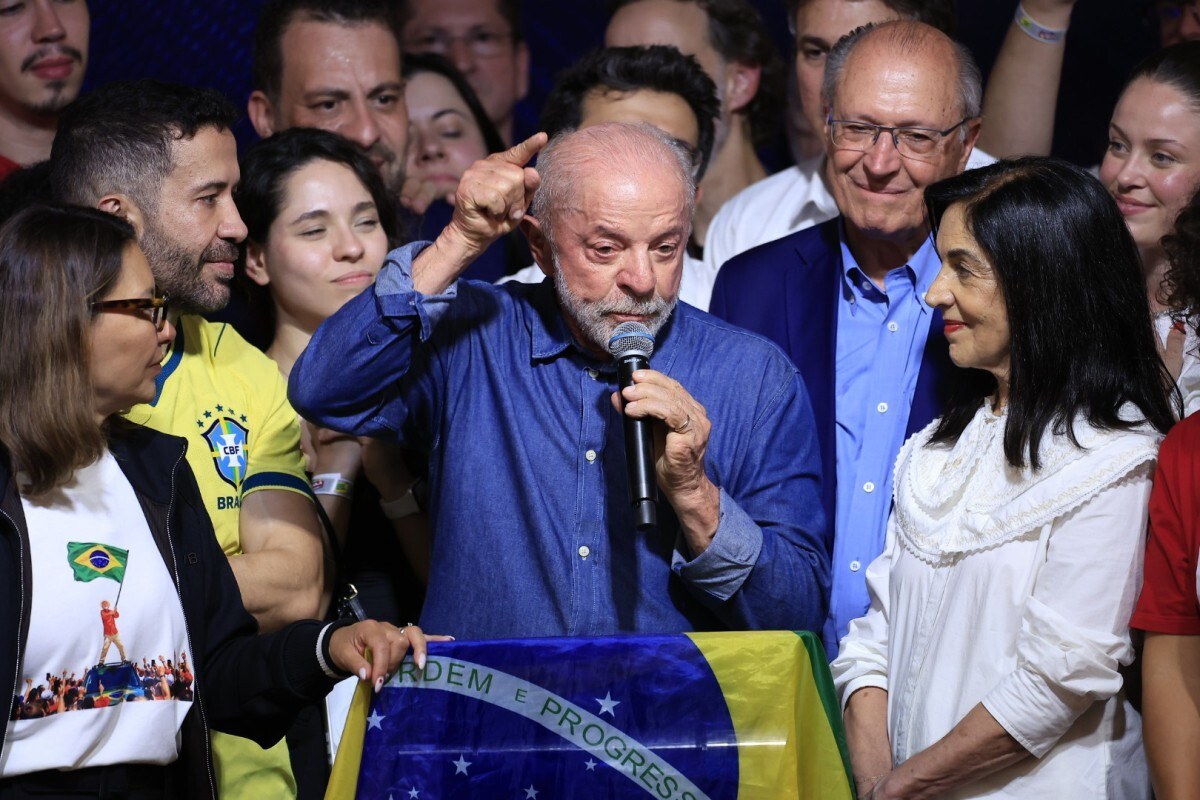 Coluna Magnavita | Ida de Fl&aacute;vio para os EUA gerou manchetes negativas para Lula no mundo democr&aacute;tico