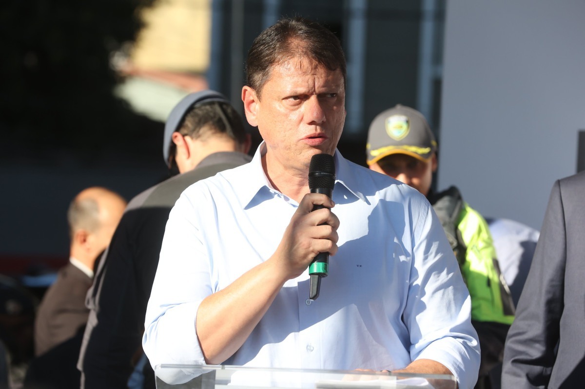 Tarc&iacute;sio agradece Fl&aacute;vio ap&oacute;s derrota e cobra responsabilidade do governo Lula
