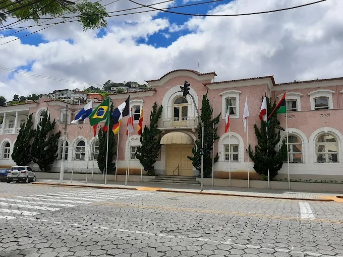 TCE emite parecer pr&eacute;vio contr&aacute;rio &agrave;s contas de 2025 de Nova Friburgo