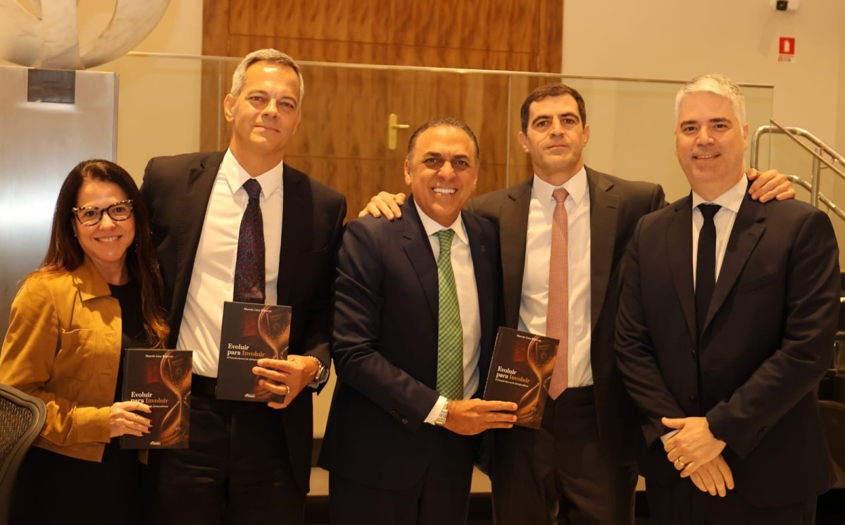 Os desembargadores Renata Cabo, Carlos Alberto Menezes Direito, Marcelo Buhatem, Paulo Wunder e Juan Luiz Vasquez