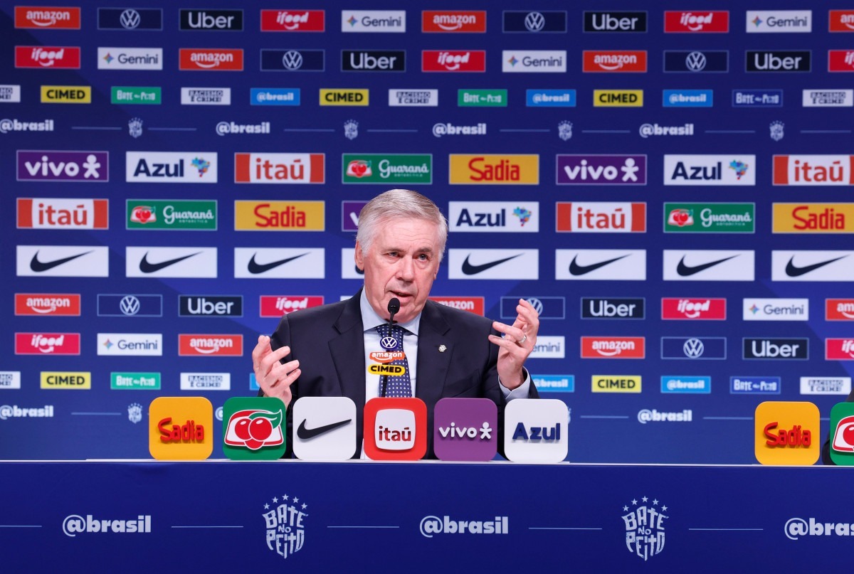 Ancelotti convoca Sele&ccedil;&atilde;o para amistosos de novembro