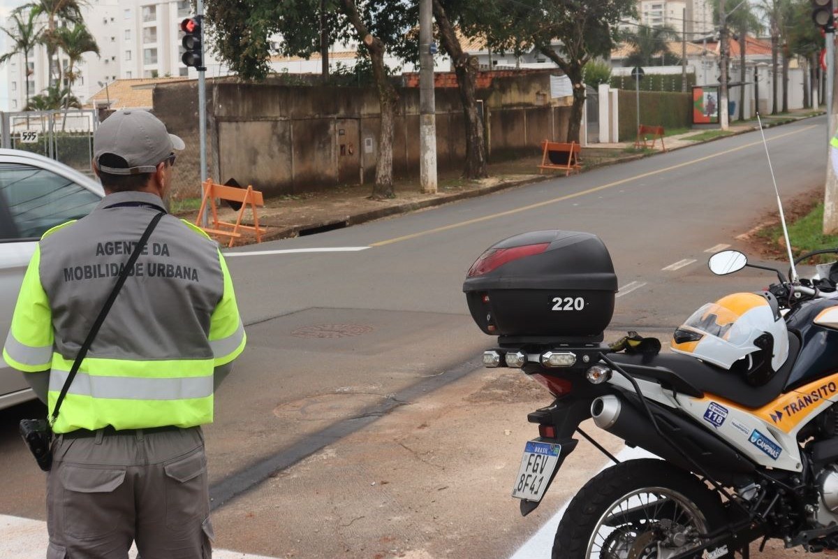 Emdec interdita trecho da rua Dr. Salles Oliveira em Campinas